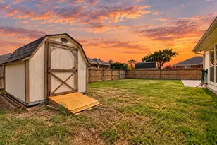 1004 Eden St, Burleson, TX 76028 - Photo 28