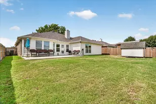 1004 Eden St, Burleson, TX 76028 - Photo 26