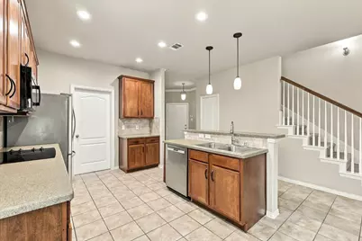 421 Marshall Way, Lantana, TX 76226 - Photo 8