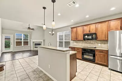 421 Marshall Way, Lantana, TX 76226 - Photo 6