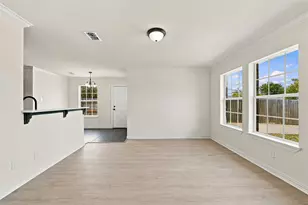 522 Lottie St, Waco, TX 76704 - Photo 6