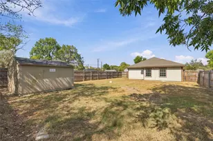 522 Lottie St, Waco, TX 76704 - Photo 22
