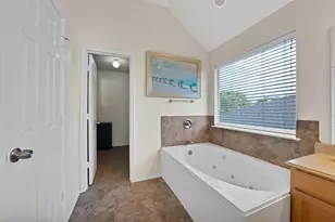 11005 Fawn Valley Dr, Fort Worth, TX 76140 - Photo 16