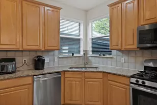 11005 Fawn Valley Dr, Fort Worth, TX 76140 - Photo 8