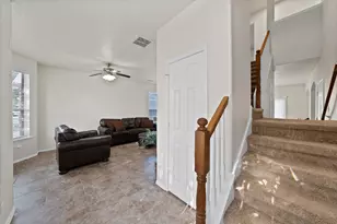 11005 Fawn Valley Dr, Fort Worth, TX 76140 - Photo 12