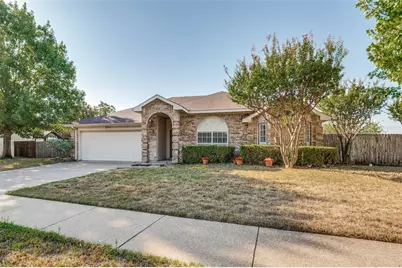 901 McComb Lane, Cedar Hill, TX 75104 - Photo 4