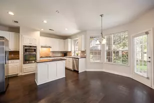 2405 Greenwich Dr, Carrollton, TX 75006 - Photo 8