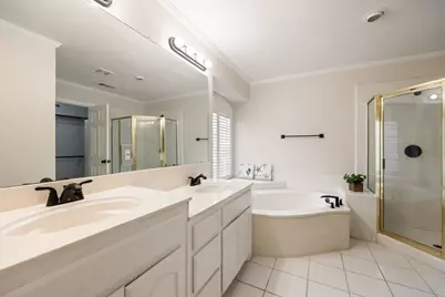 2405 Greenwich Drive, Carrollton, TX 75006 - Photo 12