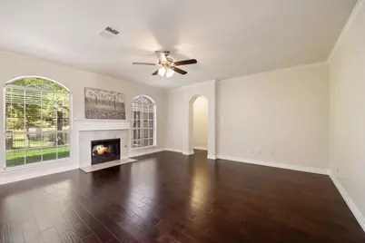 2405 Greenwich Drive, Carrollton, TX 75006 - Photo 6