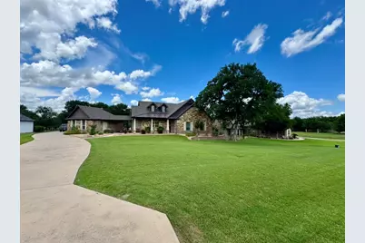570 S Sugartree Drive, Lipan, TX 76462 - Photo 2
