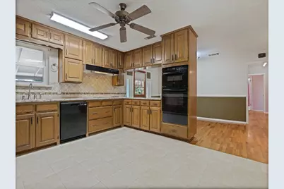 5020 Susan Lee Lane, North Richland Hills, TX 76180 - Photo 10