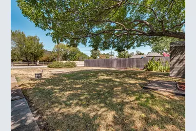 5020 Susan Lee Lane, North Richland Hills, TX 76180 - Photo 24