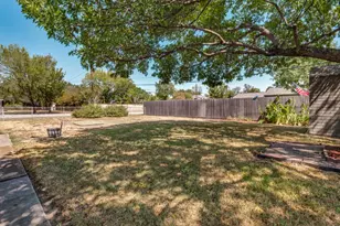 5020 Susan Lee Ln, North Richland Hills, TX 76180 - Photo 24