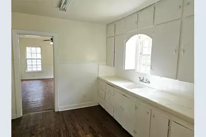 2503 Stanford Street, Greenville, TX 75401 - Photo 6