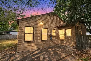 2503 Stanford St, Greenville, TX 75401 - Photo 2