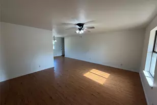 711 Vickie Dr, Azle, TX 76020 - Photo 4