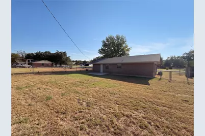711 Vickie Drive, Azle, TX 76020 - Photo 14