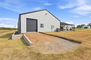 208 Chicken Field Rd, Whitewright, TX 75491 - Photo 36