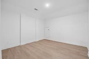 2407 Laguna Ln, Arlington, TX 76012 - Photo 24