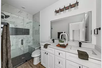 5824 Stonegate Circle, Granbury, TX 76048 - Photo 12