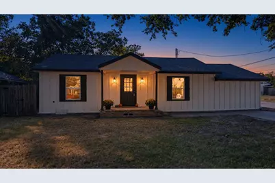 1047 Davis Street N, Sulphur Springs, TX 75482 - Photo 1