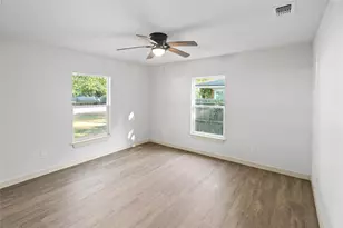 1047 Davis Street N, Sulphur Springs, TX 75482 - Photo 28