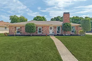 822 Century Park Dr, Garland, TX 75040 - Photo 2