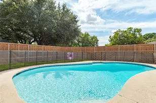 822 Century Park Dr, Garland, TX 75040 - Photo 24