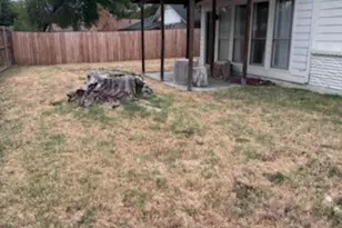 1702 Bristol Ct N, Irving, TX 75062 - Photo 22