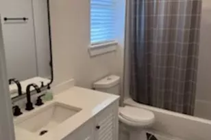 1702 Bristol Ct N, Irving, TX 75062 - Photo 10