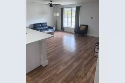 1702 Bristol Court N, Irving, TX 75062 - Photo 8