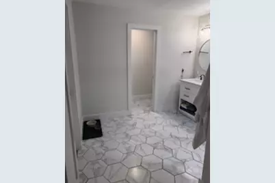 1702 Bristol Court N, Irving, TX 75062 - Photo 12