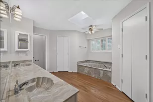 15 Dewberry Ct, Bedford, TX 76021 - Photo 16
