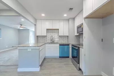 12326 Dandridge Drive, Dallas, TX 75243 - Photo 10