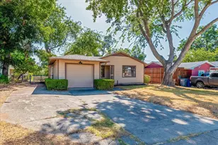 12326 Dandridge Dr, Dallas, TX 75243 - Photo 2
