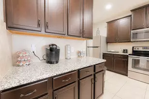 610 Milas Ln, Glenn Heights, TX 75154 - Photo 8