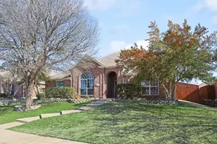 6920 Emerald Coast Dr, Plano, TX 75074 - Photo 2