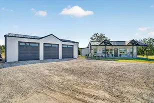 9011 McArthur Ct, Tolar, TX 76476 - Photo 4