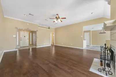 2129 Whetstone Drive, Corinth, TX 76210 - Photo 4