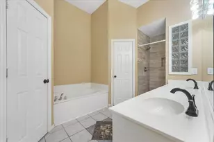 2129 Whetstone Dr, Corinth, TX 76210 - Photo 10