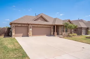 3448 Chloe Ave, Krum, TX 76249 - Photo 4