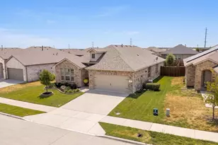 146 Hawksbill Ln, Rhome, TX 76078 - Photo 4