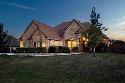 1325 Bluff Springs Drive, Fort Worth, TX 76052 - Photo 2