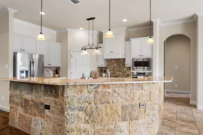 1325 Bluff Springs Drive, Fort Worth, TX 76052 - Photo 14