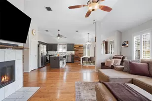 1930 Livingston Ln, Little Elm, TX 75068 - Photo 10