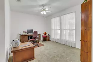 5235 Clover Haven St, Dallas, TX 75227 - Photo 6