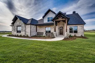 451 Paradise Ridge Dr, Waxahachie, TX 75167 - Photo 1
