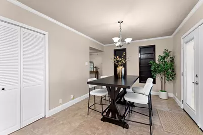 1830 Pleasant Run Road, Carrollton, TX 75006 - Photo 10