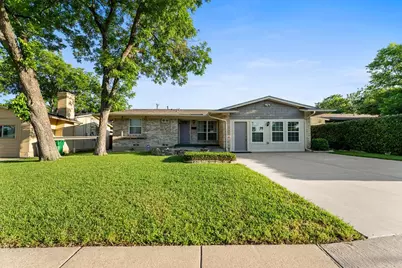 1830 Pleasant Run Road, Carrollton, TX 75006 - Photo 38