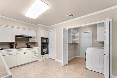 1830 Pleasant Run Road, Carrollton, TX 75006 - Photo 18